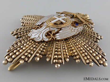 Order of the White Eagle, Type II, Military Division, II Class Breast Star Obverse