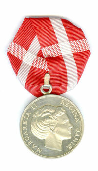 Silver Medal Obverse