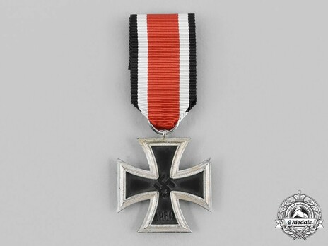 Iron Cross II Class, by W. Deumer, #3, L/11 (regular frame, "3") Obverse