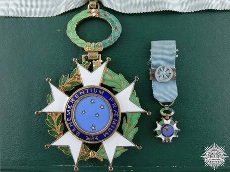 Commander Details