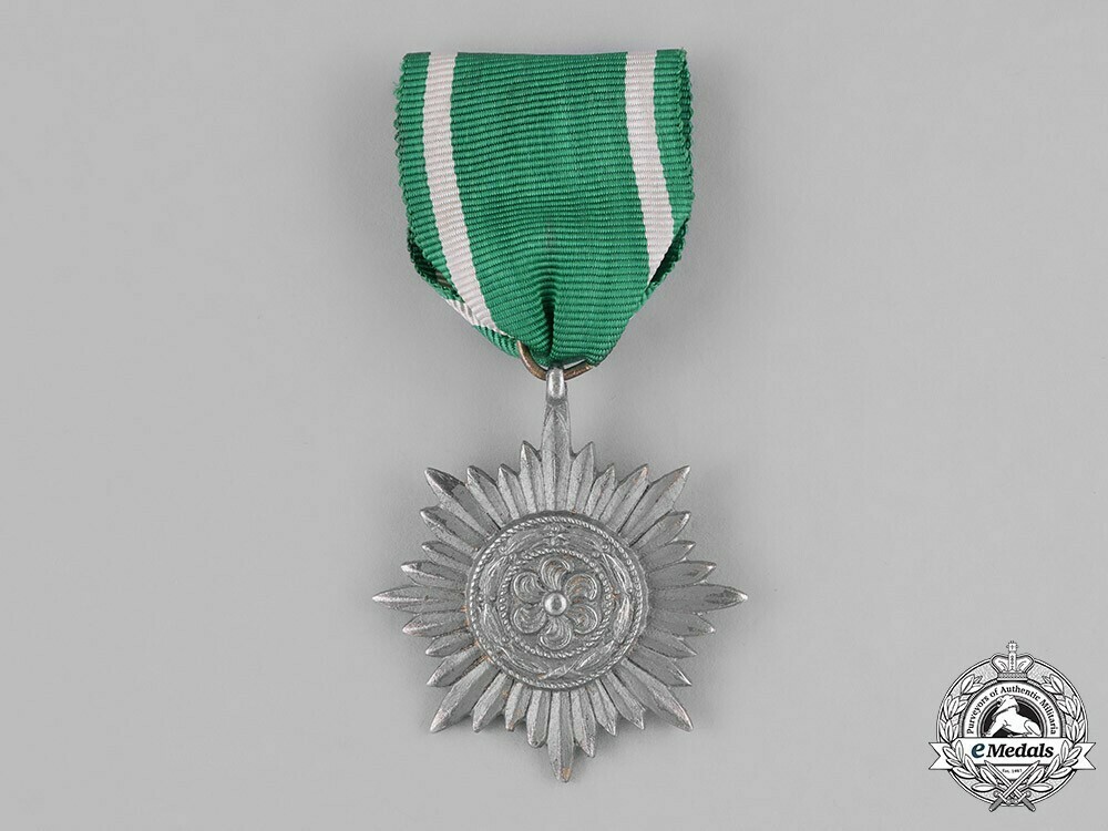 Decoration+for+the+eastern+peoples%2c+ii+class+in+silver+1