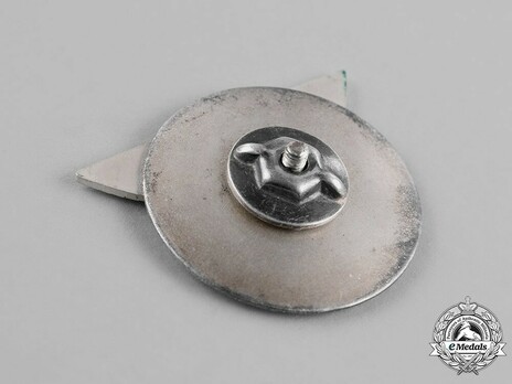 Clasp to the Iron Cross I Class, Type II, by O. Schickle (screwback) Reverse