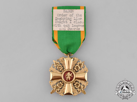 Order of the Zähringer Lion, I Class Knight with Swords (with oak leaves) (in gold) Reverse