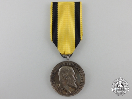 Military Merit Medal, Type V, in Silver (in silver) Obverse