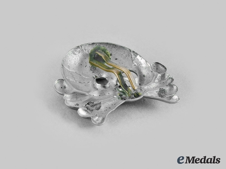 Allgemeine SS Metal Cap Death's Head Type I (bronze) Reverse