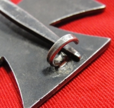 Iron Cross I Class, by B. H. Mayer (unmarked) Detail