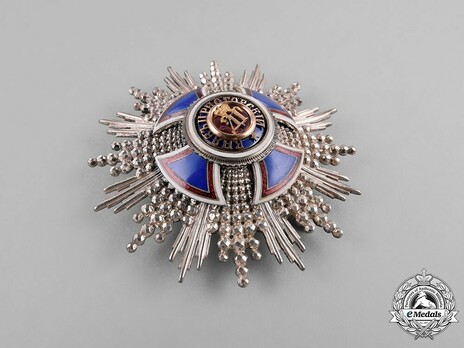 Order of Danilo I (Merit for the Independence), Type II, I Class, Grand Cross Breast Star Obverse