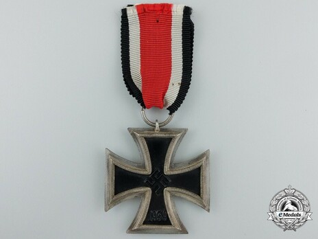 Iron Cross II Class, by F. Reischauer, #132 Obverse
