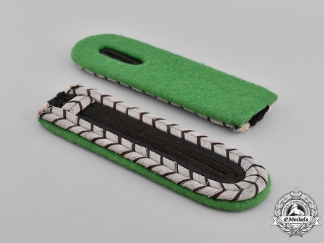 German National Police Oberwachtmeister Type II Shoulder Boards