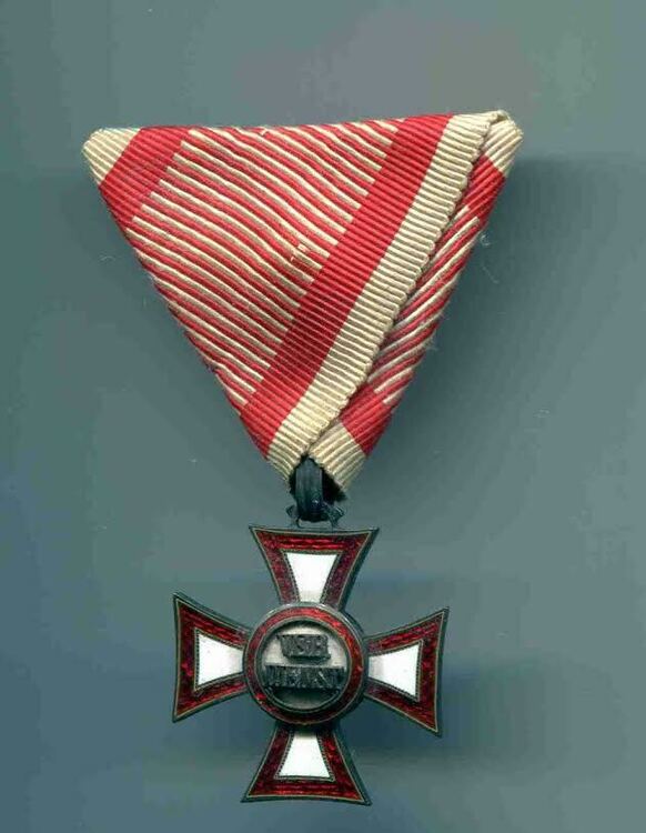 Iii+class+cross+%28with+recipient+information%29+obverse