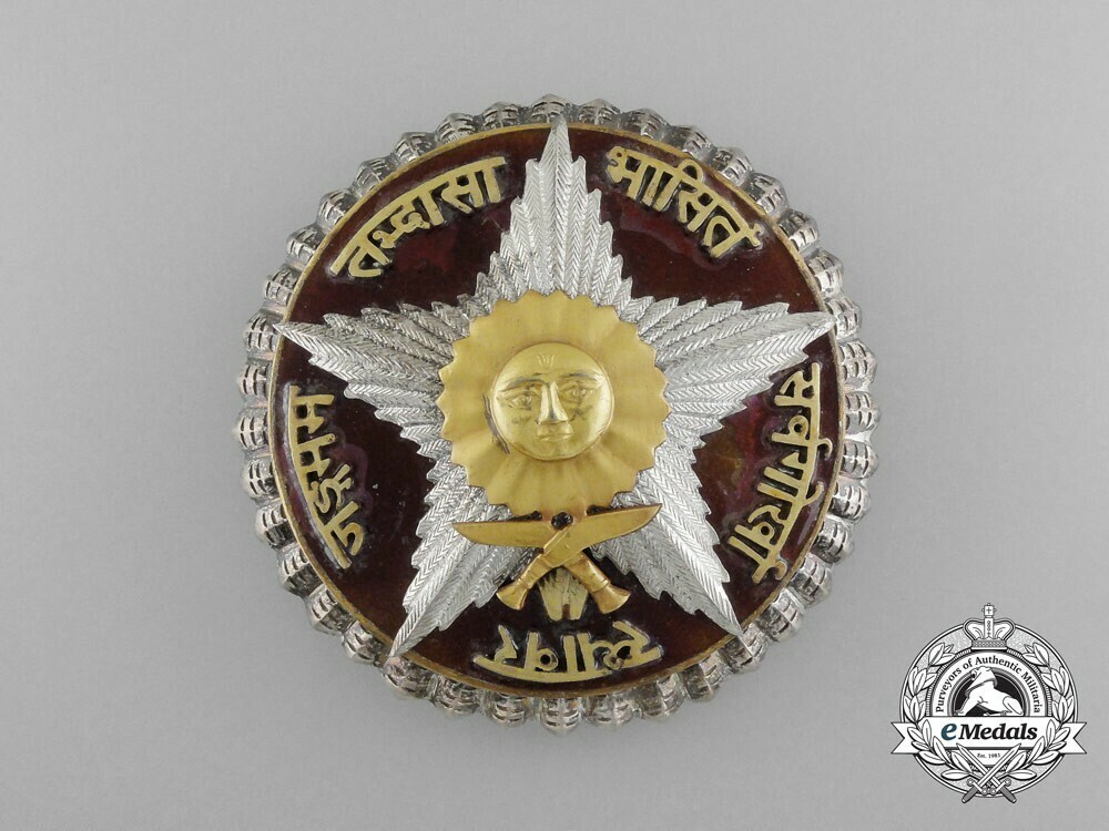 Order+of+the+gorkha+dakshina+bahu%2c+i+class+breast+star+1