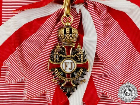 Order of Franz Joseph, Type II, Military Division, Grand Cross Obverse