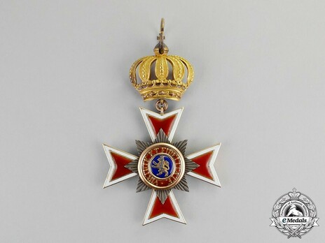 House Order of the Golden Lion, Type II, Commander Obverse