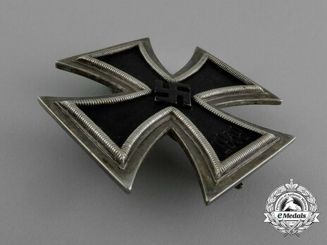 Iron Cross I Class, by Wächtler & Lange (unmarked, magnetic) Obverse