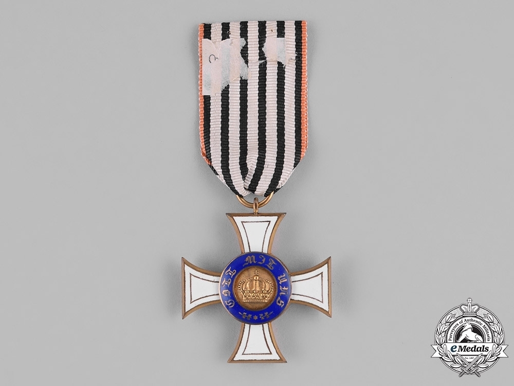 C18 027743