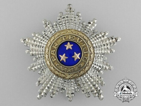 Order of the Three Stars, I Class Breast Star Obverse