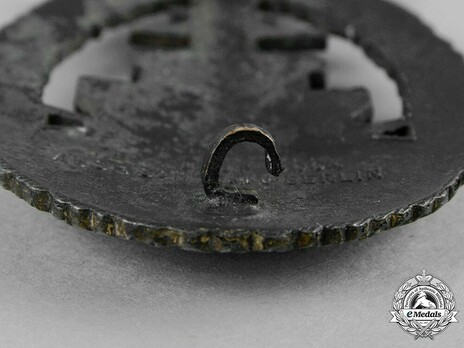 High Seas Fleet Badge, by C. Schwerin (in zinc) Detail