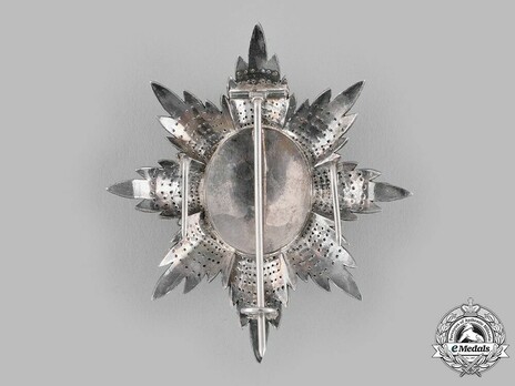 Grand Officer Breast Star Reverse