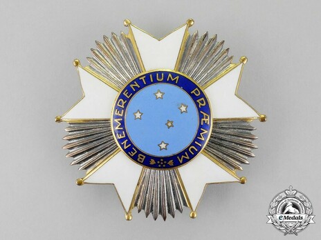 Grand Officer Breast Star Obverse
