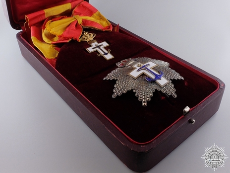 Grand Cross (white distinction) (silver, silver gilt) Obverse