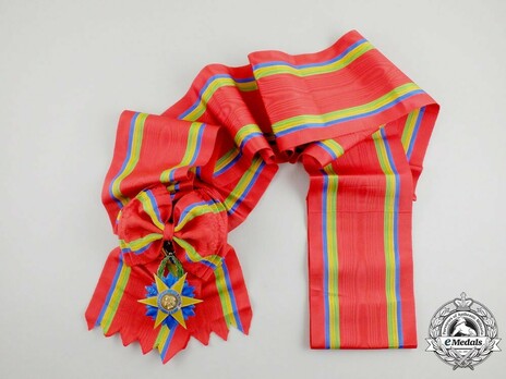 Order of the Equatorial Star, Grand Cross Obverse