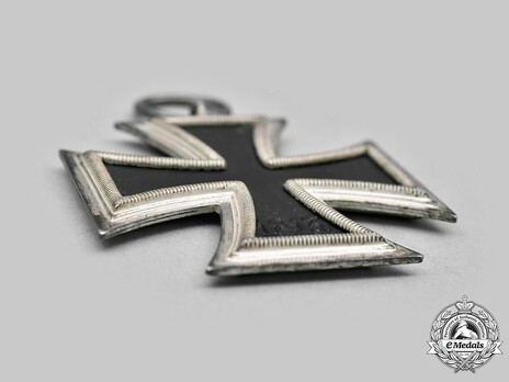 Iron Cross II Class, by W. Deumer (regular frame, "L/11") Reverse