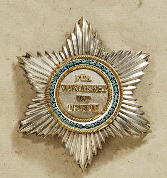 Order+of+merit%2c+type+i%2c+civil%2c+grand+cross+breast+star%2c+for+natives+in+gold%2c+obv+
