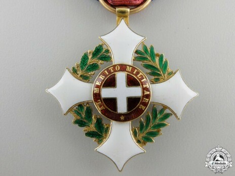 Military Order of Savoy, Type II, Knight (in gold) Obverse